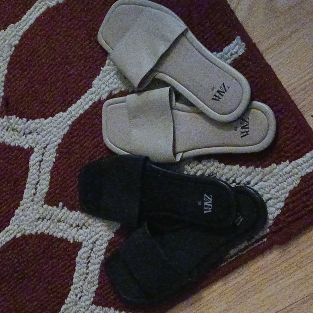 Woman's Slides